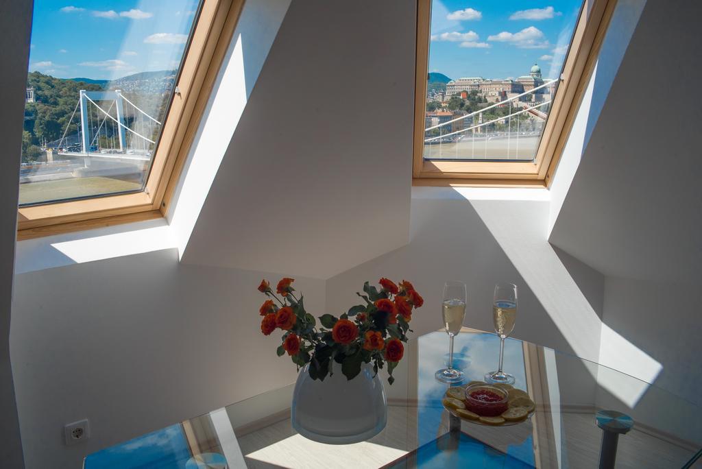 Flat With Unforgettable View Apartamento Budapeste Exterior foto